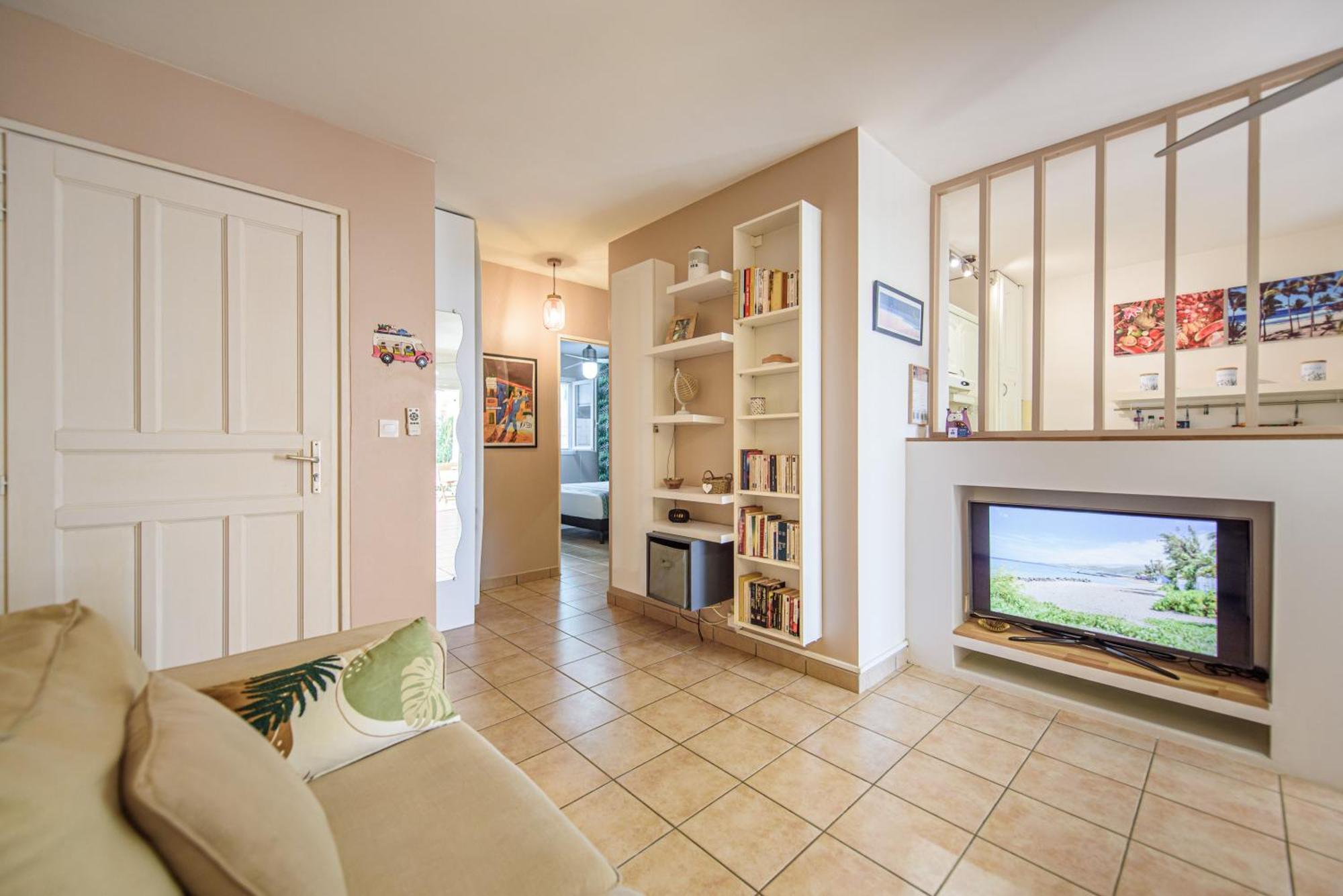 Le Jardin Des Tuit Tuit * Vue Mer * Cozy Saint-Leu Luaran gambar
