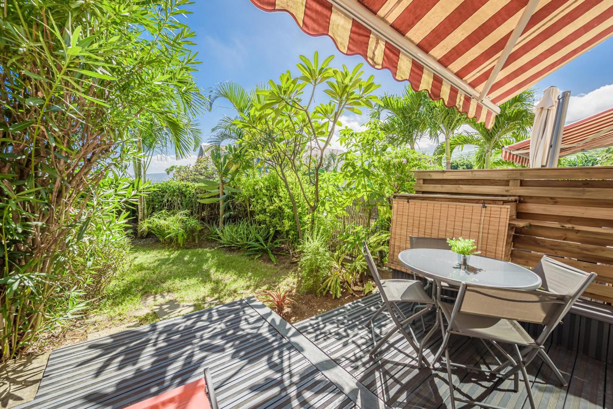 Le Jardin Des Tuit Tuit * Vue Mer * Cozy Saint-Leu Luaran gambar