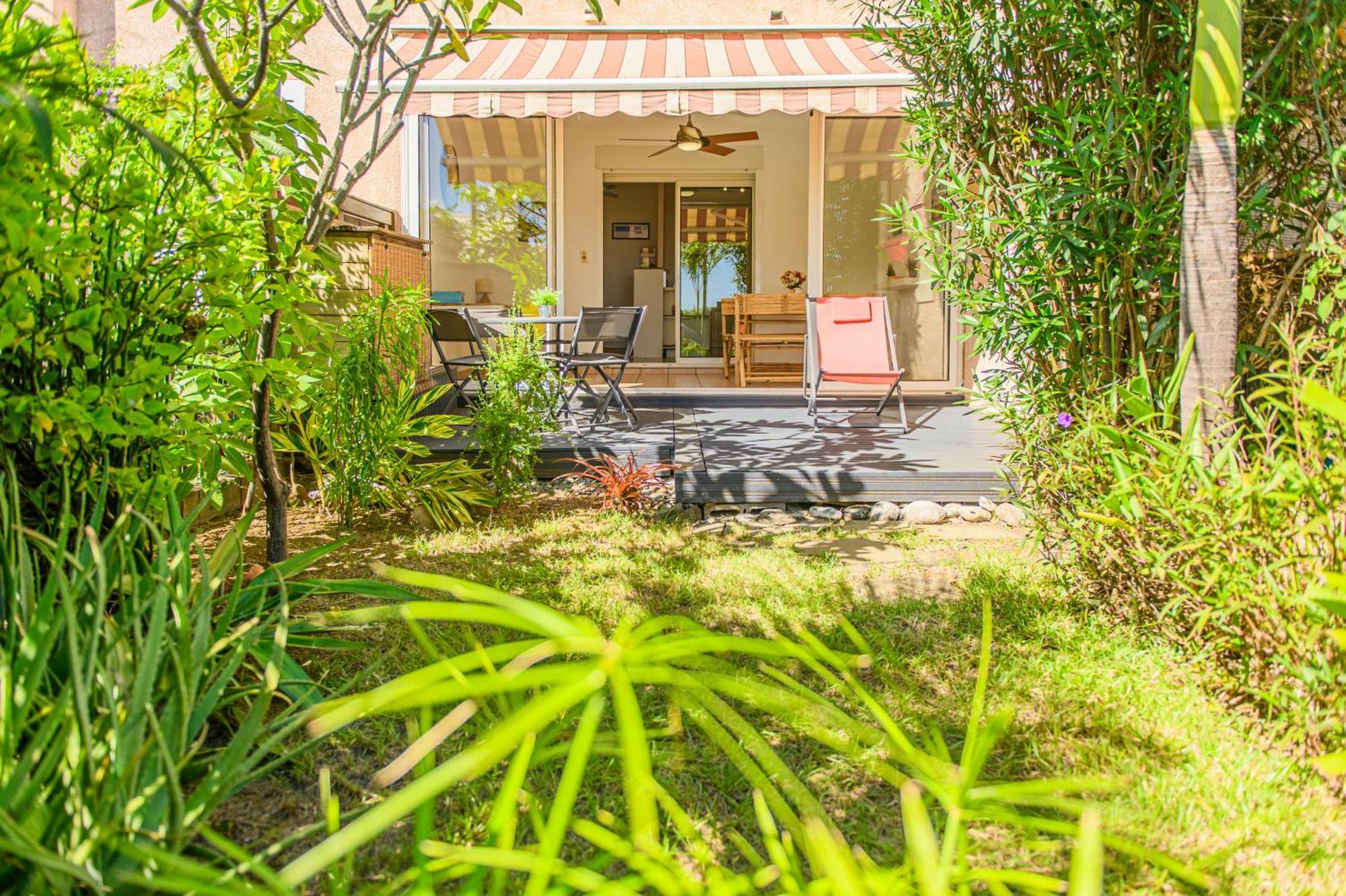 Le Jardin Des Tuit Tuit * Vue Mer * Cozy Saint-Leu Luaran gambar